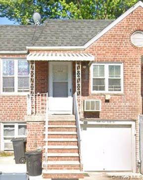 Listing photo 1 of 5