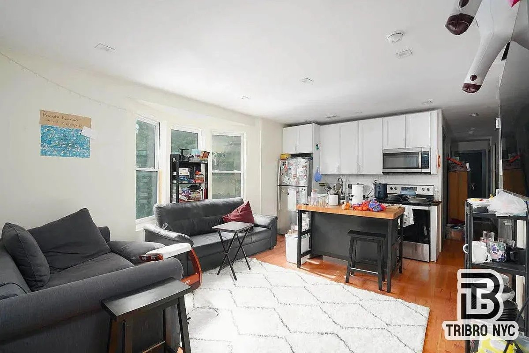 Listing photo 1 of 5