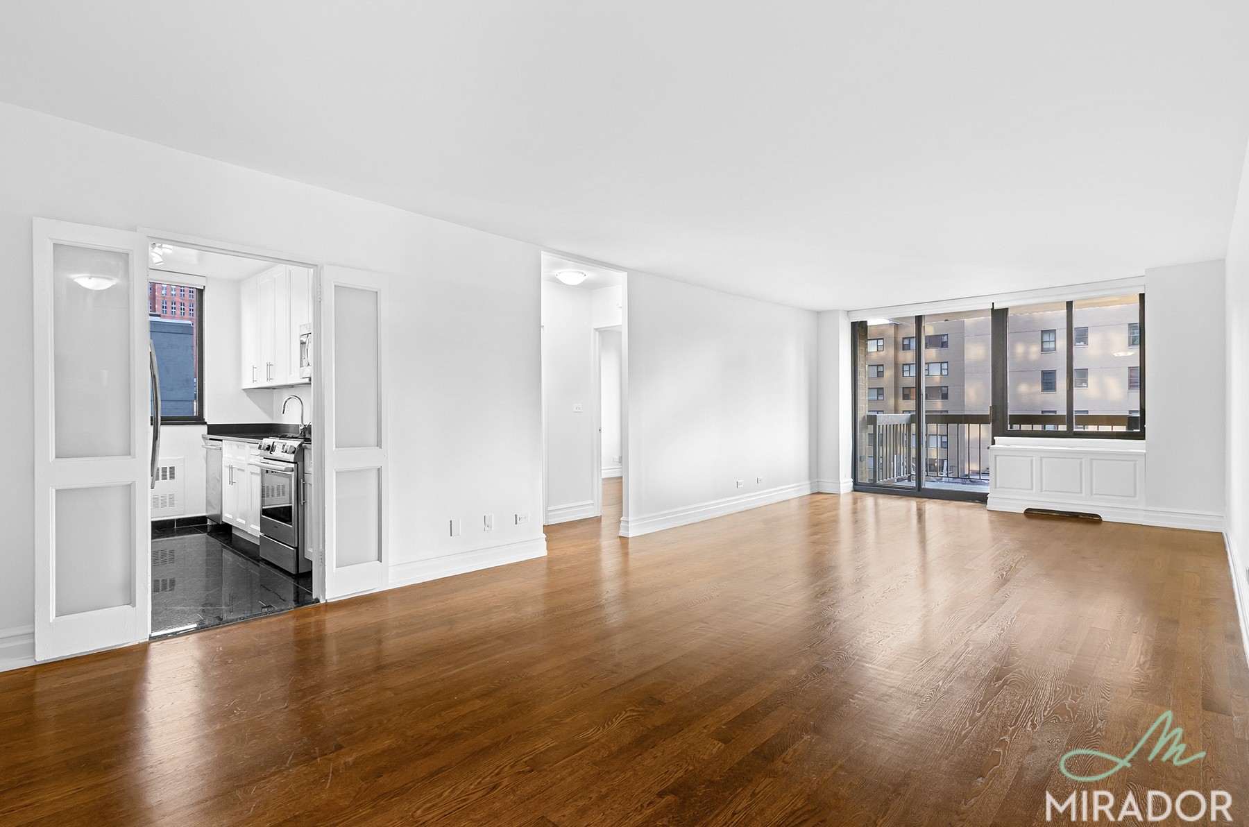 Listing photo 1 of 5