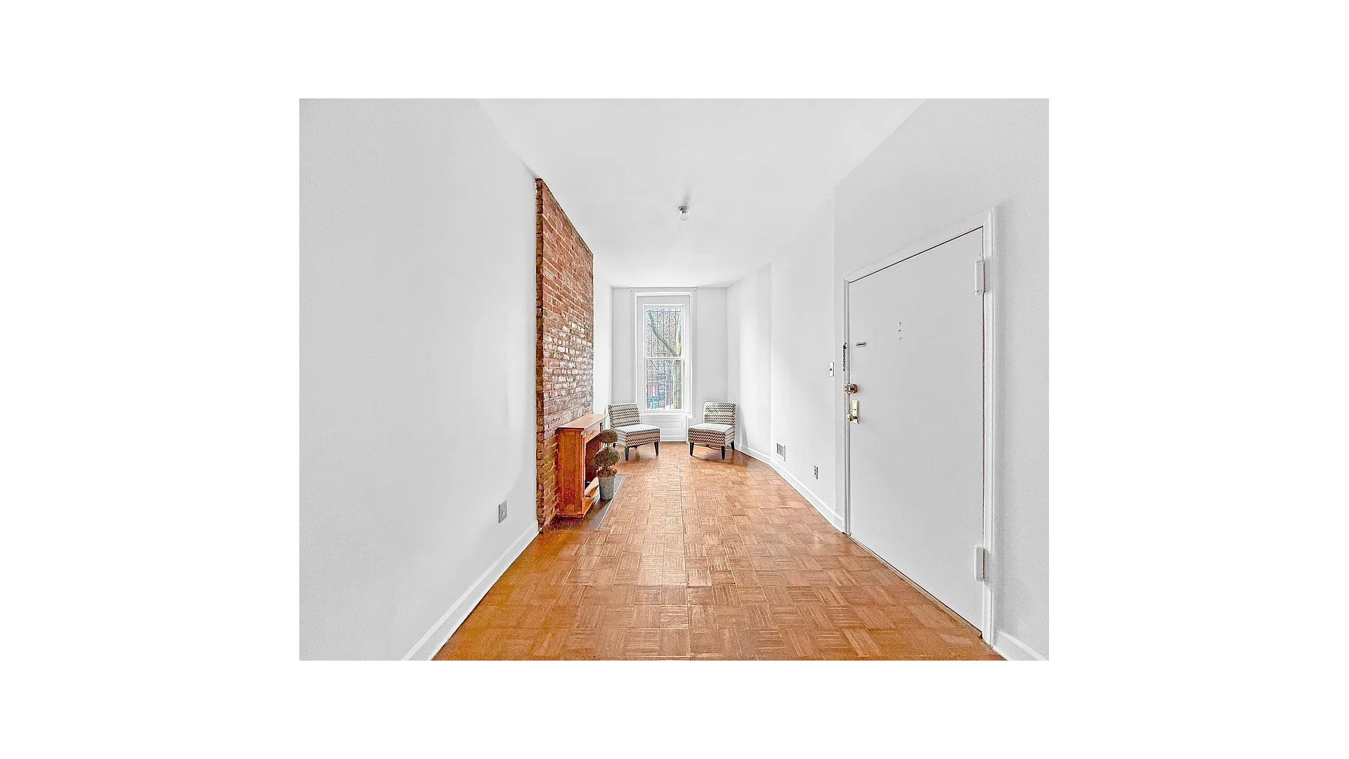 Listing photo 1 of 5