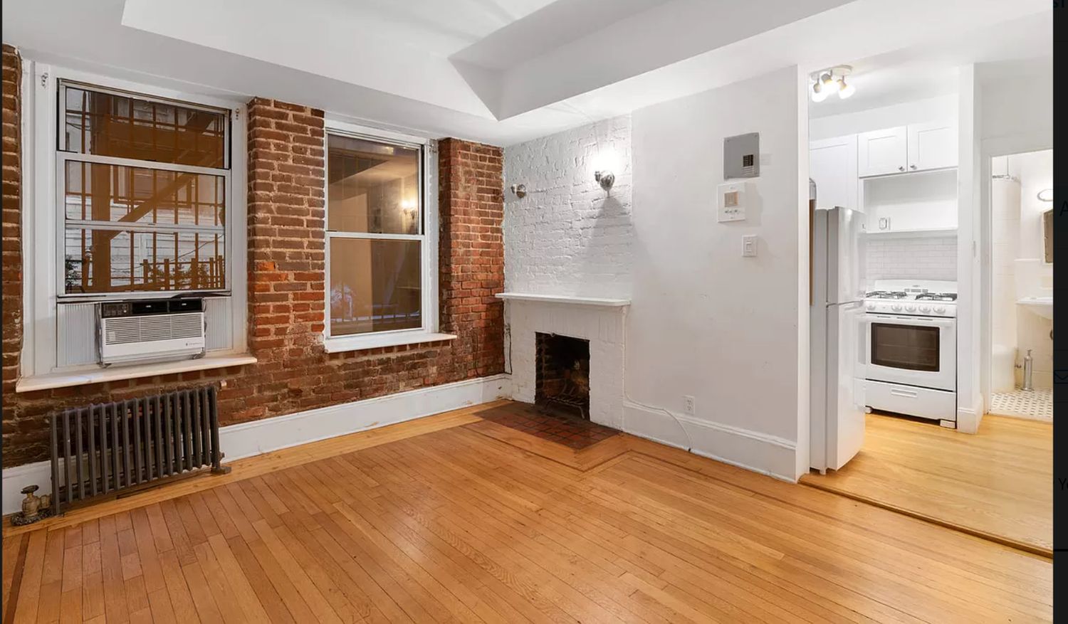 Listing photo 1 of 6