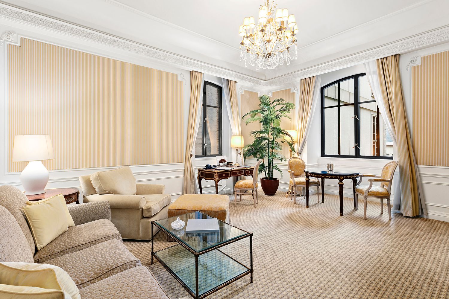 Listing photo 1 of 6