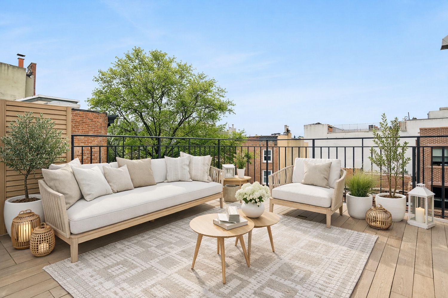 Listing photo 1 of 6