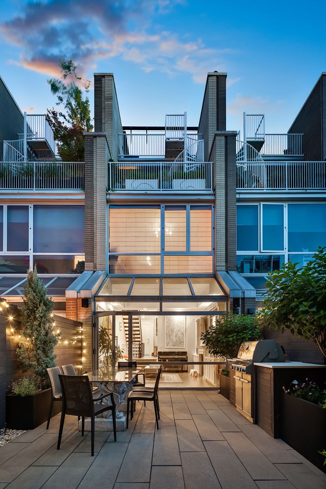 Listing photo 1 of 6