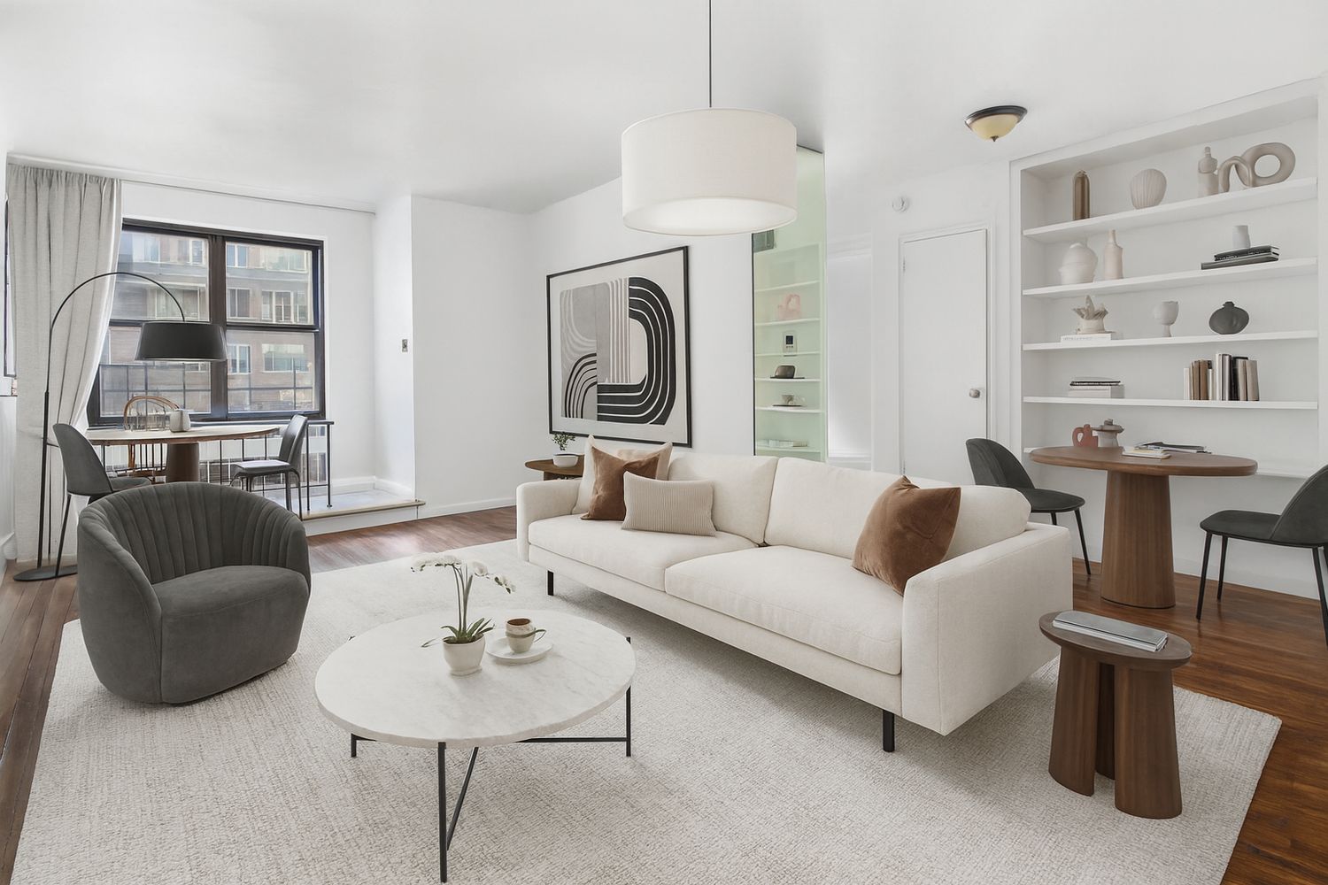 Listing photo 1 of 6