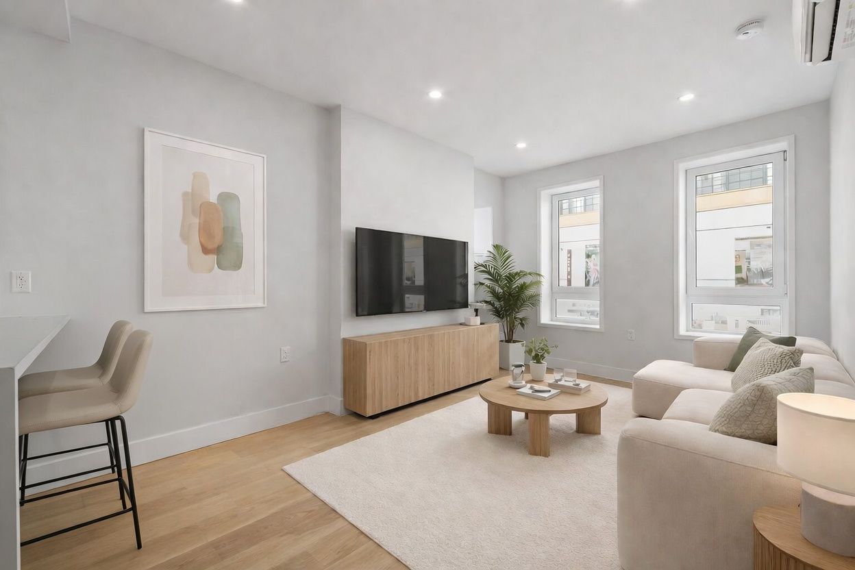 Listing photo 1 of 6