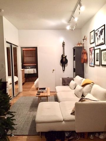 Listing photo 1 of 6