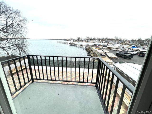 Listing photo 1 of 6