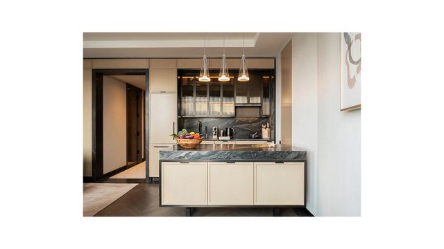 Listing photo 1 of 6