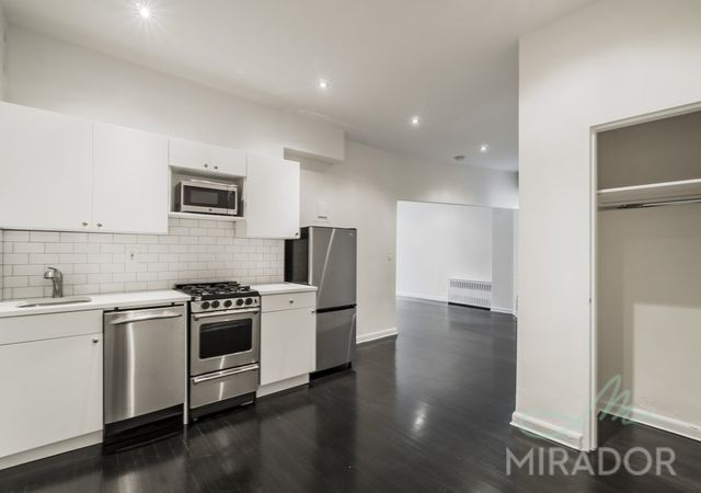 Listing photo 1 of 6