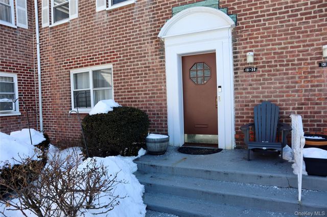 Listing photo 1 of 6