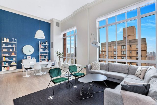 Listing photo 1 of 6