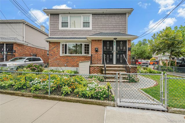 Listing photo 1 of 6