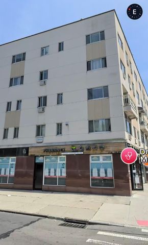 Listing photo 1 of 6