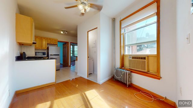 Listing photo 1 of 6