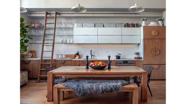 Listing photo 1 of 6