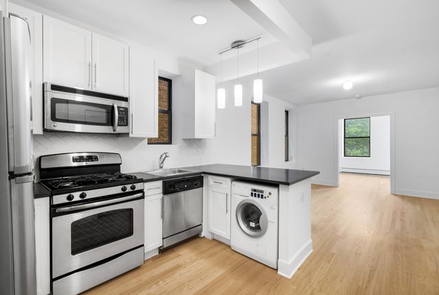 Listing photo 1 of 6