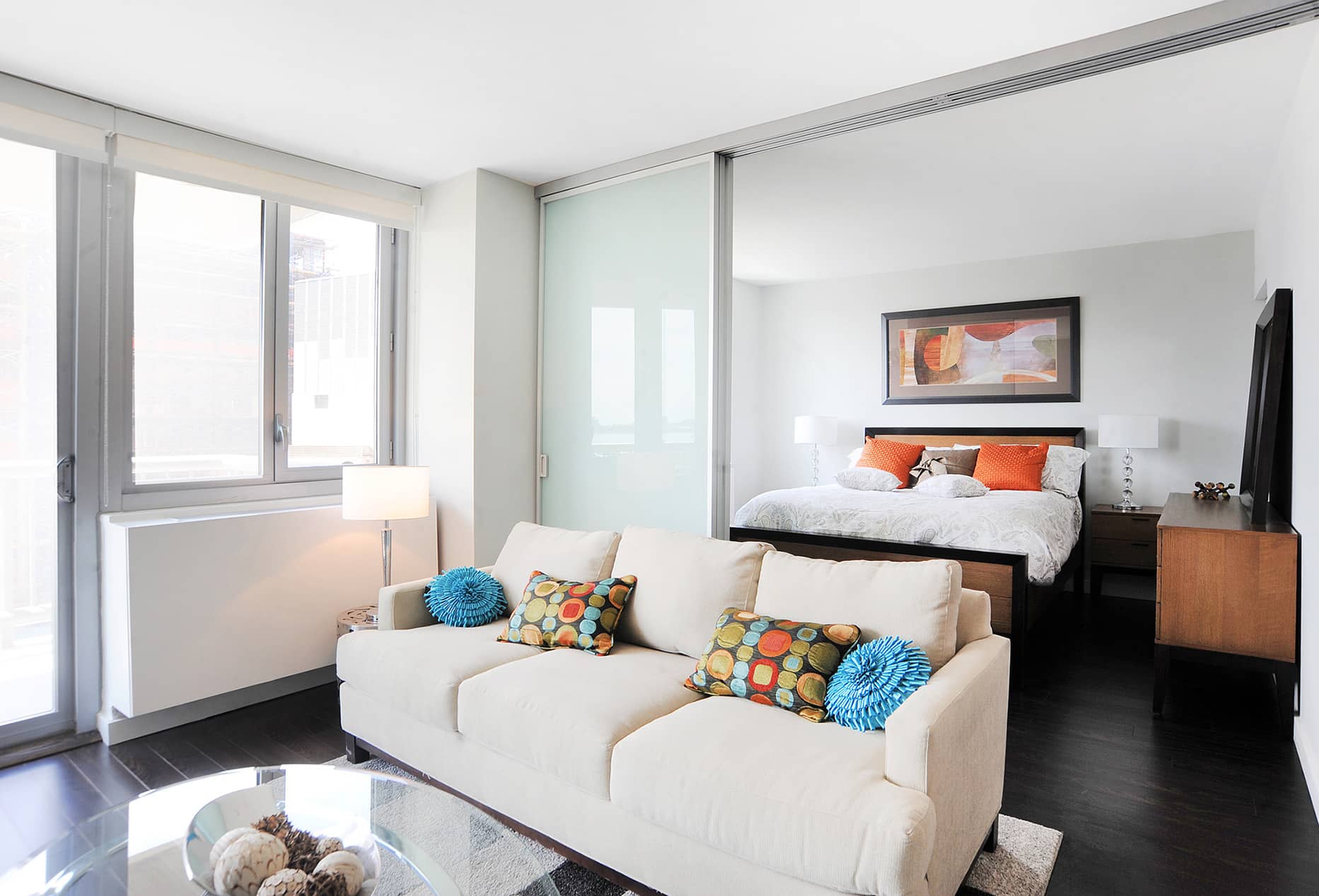 Listing photo 1 of 11